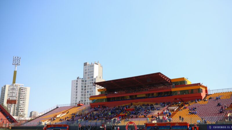 Universidad de Chile asegura el estadio Santa Laura para el debut contra Huachipato