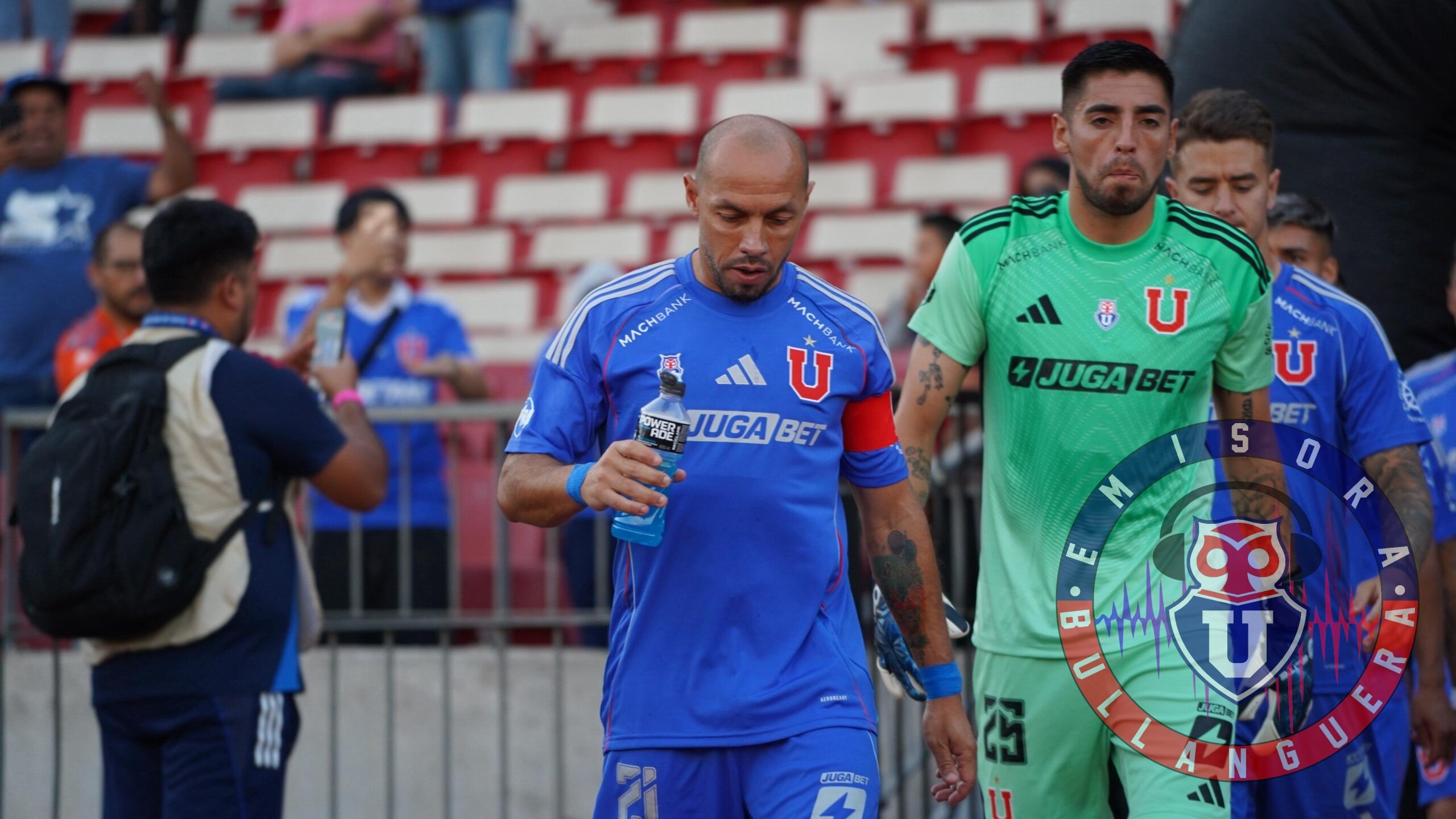 Marcelo Díaz recoge el guante y le responde a delantero de Colo Colo