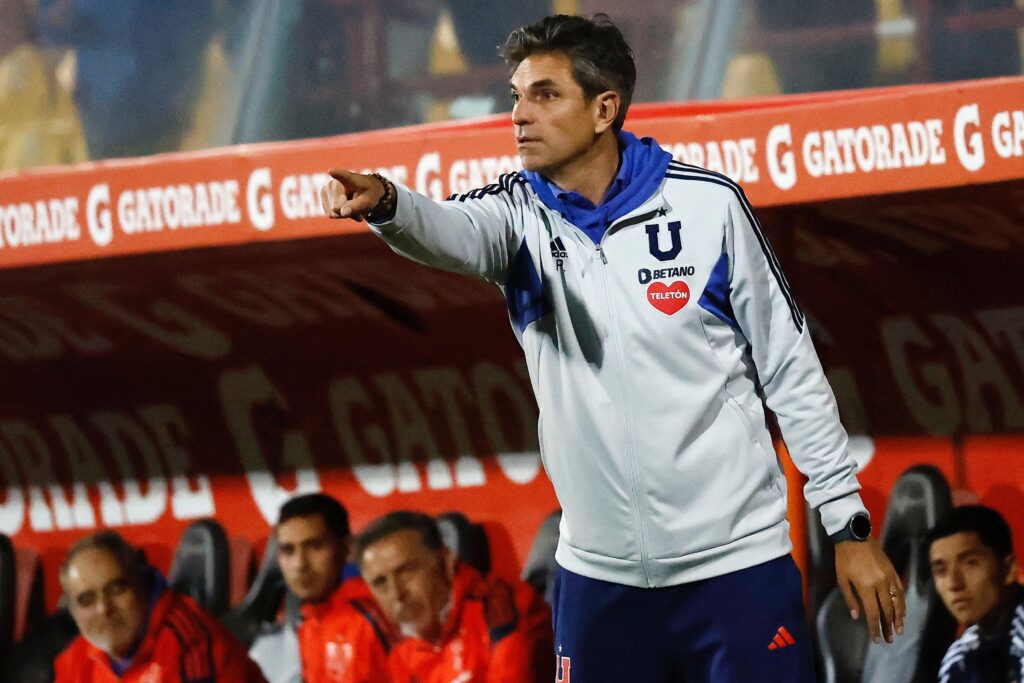 Mauricio Pellegrino se reencuentra con la U tras su fallido paso en 2023.