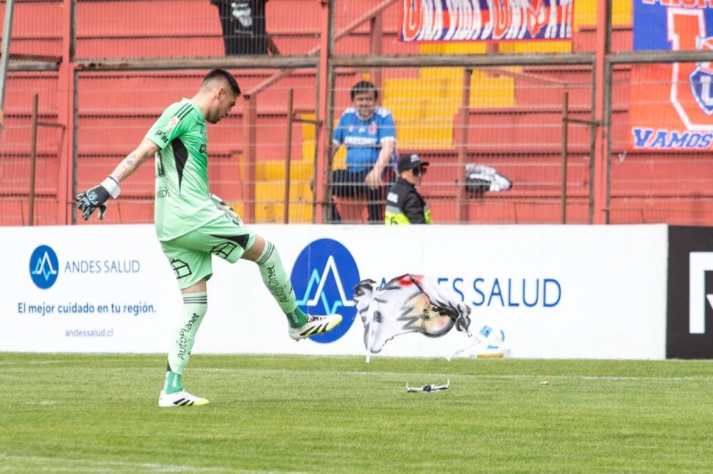 Gabriel Castellón mira con preocupación el regreso a Argentina (Guillermo Rivas - EB)