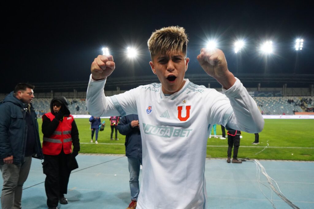 Marcelo Morales dijo presente en Rancagua para alentar a la U (Cristian Cona - EB)