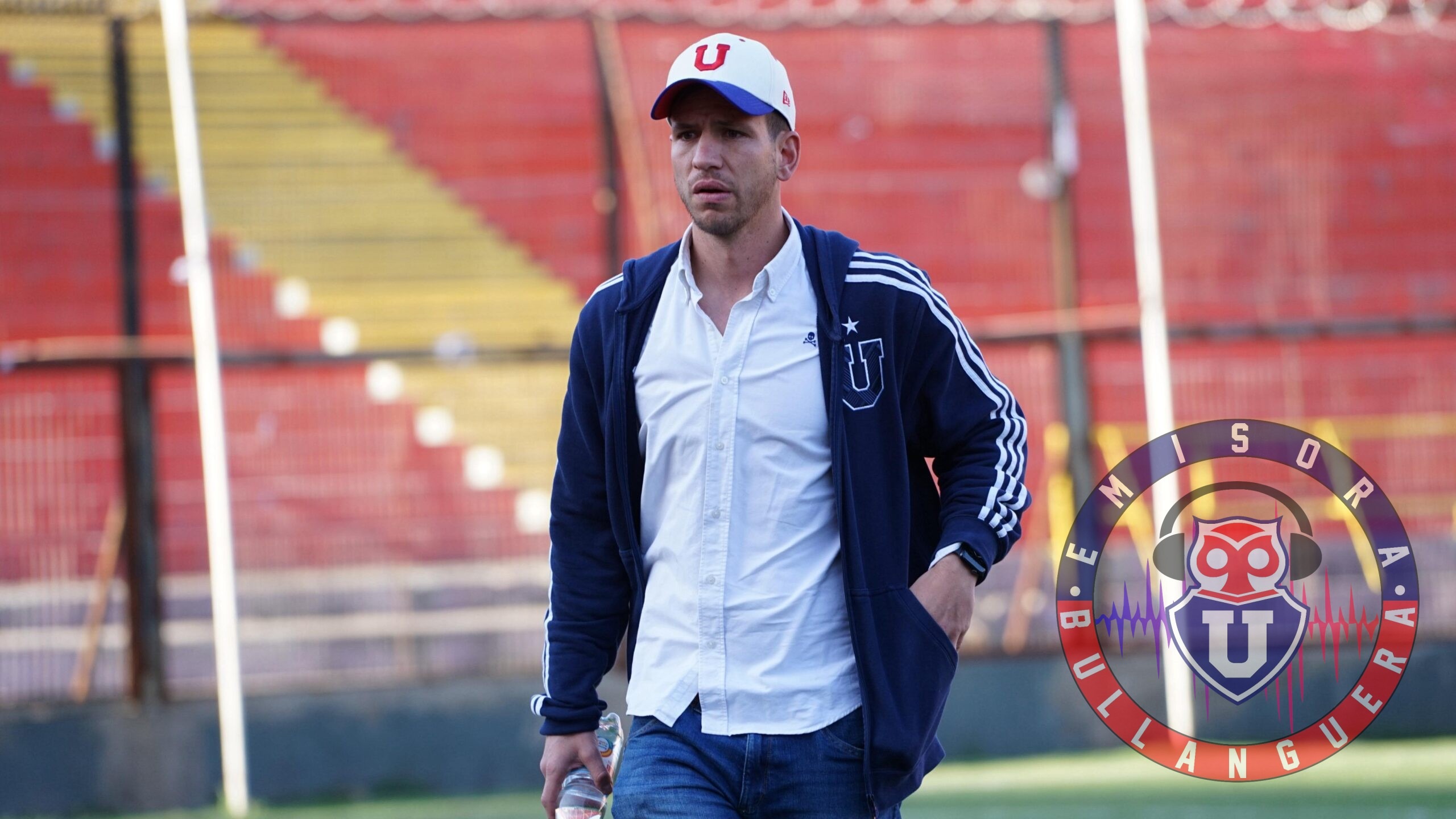 El DT que desenmascaró el gran problema de la U para traer los refuerzos a mita de temporada
