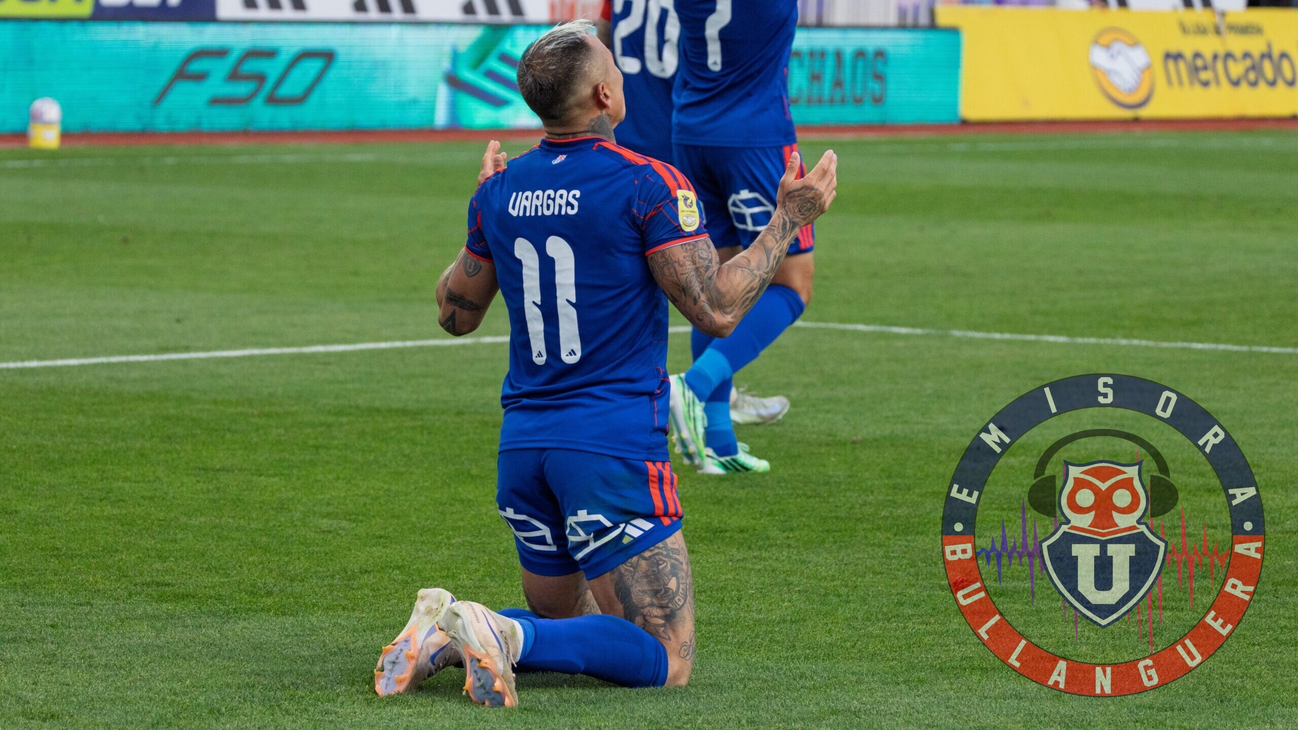 Eduardo Vargas anda iluminado: marca histórico gol y mantiene la ilusión de la U